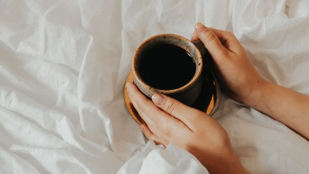 Par quoi remplacer le café le matin : 5 alternatives naturelles et savoureuses